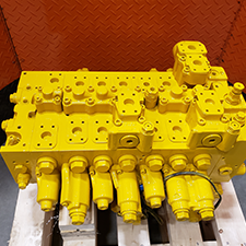 Komatsu Control Valve